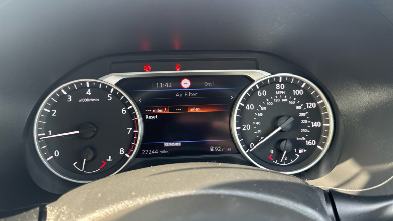 Nissan Juke 1.0 DiG-T 114 N-Connecta 5dr Petrol Hatchback